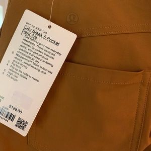 NWT Lululemon City Sleek 5 pocket Pant 7/8